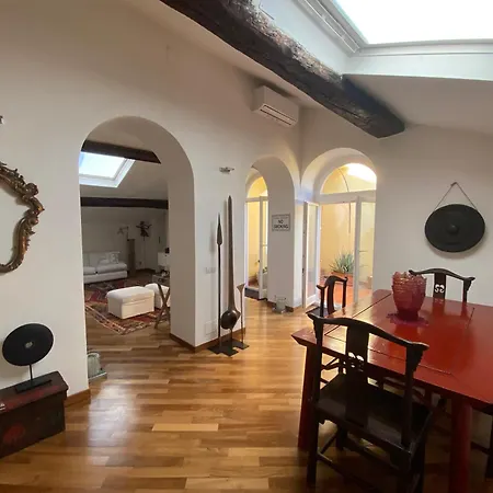 Appartement Di Charme Con Terrazzo In Brera