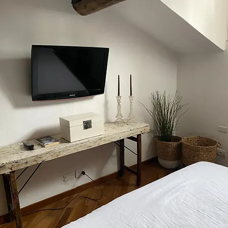 Di Charme Con Terrazzo In Brera Appartement Milan